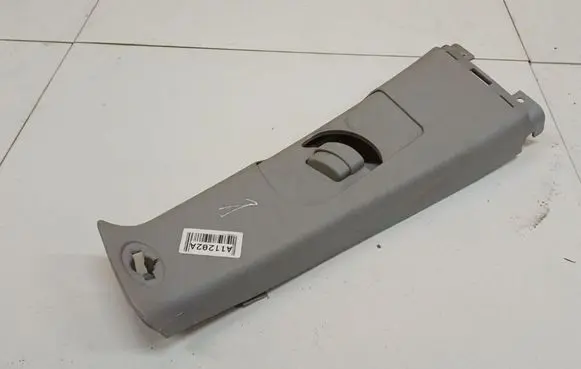 KIA Sportage (B) pillar trim (top) 858411F500