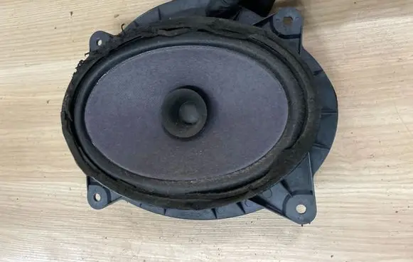 Toyota Land Cruiser (J120) Front door speaker 8616035190