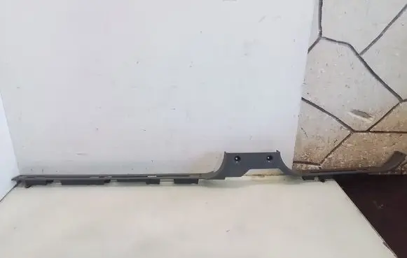 Mercedes-Benz ML W163 Front sill trim cover A1636860836
