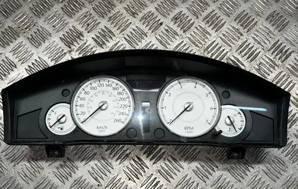 Chrysler 300 - 300C Speedometer (instrument cluster) 04836990AA P04602495AH TDZW127948X4LH