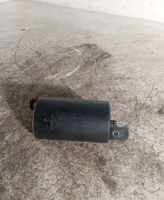 Vacuum air tank
