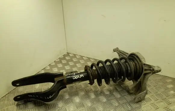 Tesla Model 3 Front shock absorber with coil spring 104436300F