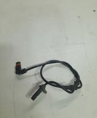 Mercedes-Benz E C207 W207 ABS brake wheel speed sensor A2075400017