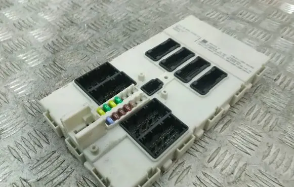 BMW 3 F30 F35 F31 Central body control module 9291776 61359291776