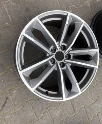Audi Q3 F3 R19 spare wheel 83A601025B