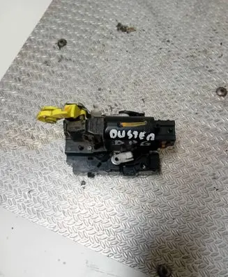Dacia Duster Rear door lock