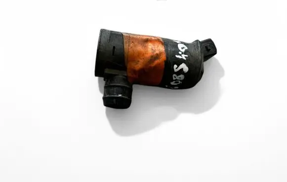 Volvo S80 Windscreen/windshield washer pump