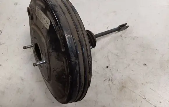 Opel Astra H Brake booster 13216086