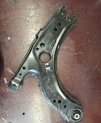 Volkswagen Golf IV Front lower control arm/wishbone