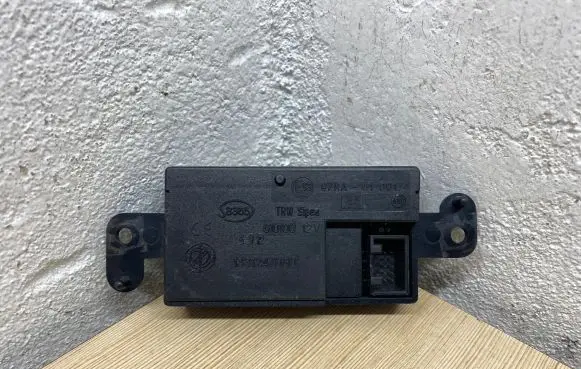 Citroen Jumper Antenna control unit 1331247080 610100
