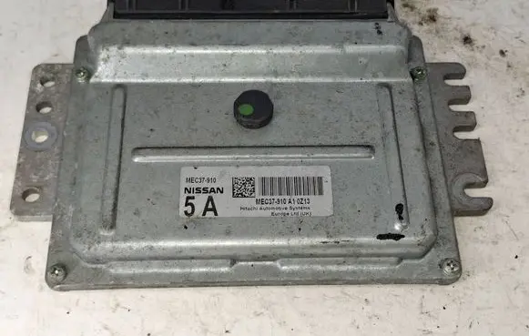 Nissan Note (E11) Engine control unit/module MEC37910