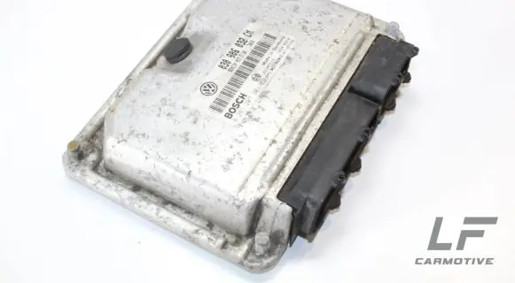 Volkswagen Polo Engine control unit/module 0261207201 030906032CM