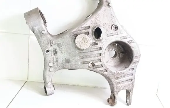 Land Rover Discovery 5 Rear upper control arm/wishbone FK725B530AG