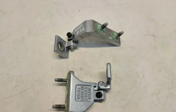 Mercedes-Benz GLC C254 Front door hinge set MERCEDESW254ZAWPP