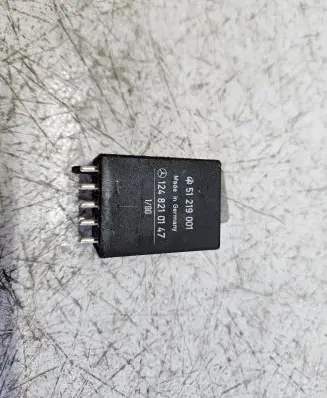 Mercedes-Benz E W124 Other relay 1248210147