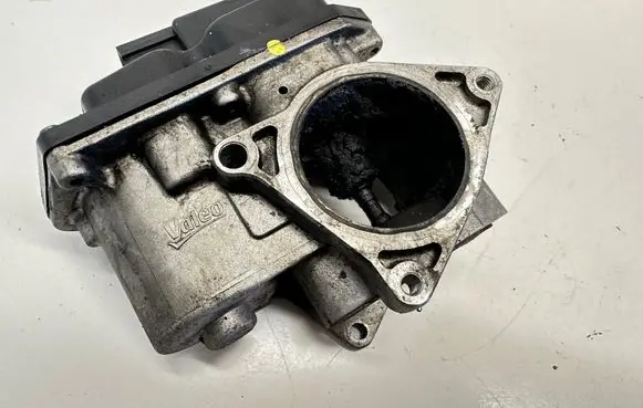 Audi A4 S4 B8 8K EGR valve 03L131501 13803008