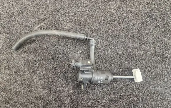 Audi A4 S4 B6 8E 8H Master brake cylinder 8E1721401AJ