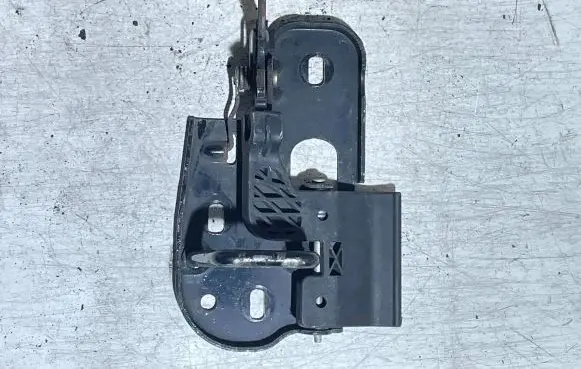 Volkswagen Touran I Engine bonnet/hood lock/latch loop/hook 1T0823480A