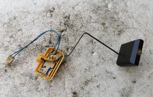 Land Rover Range Rover Sport L320 Fuel level sensor A2C53064397