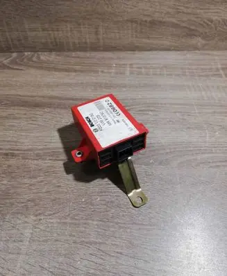Mitsubishi Space Star Other control units/modules F005V00180 MR913792
