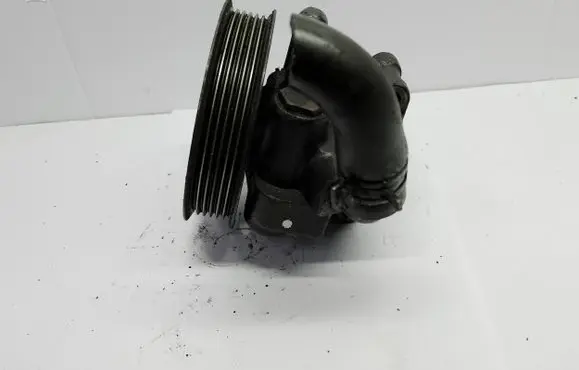 Ford Focus Power steering pump 4KD0403 HBDJC