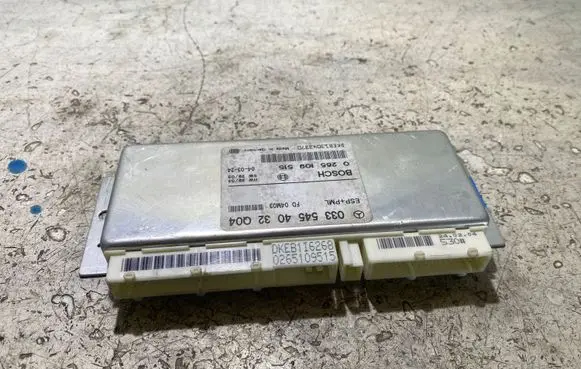 Mercedes-Benz E W211 ESP (stability system) control unit 0335454032 0265109515
