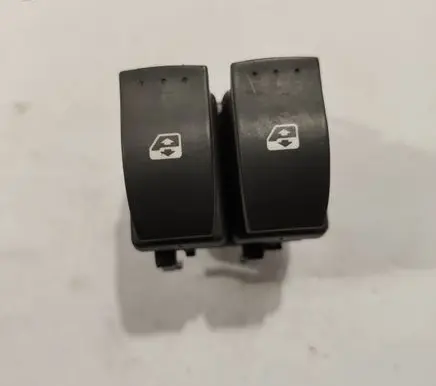 Renault Scenic II - Grand scenic II Electric window control switch 315042B