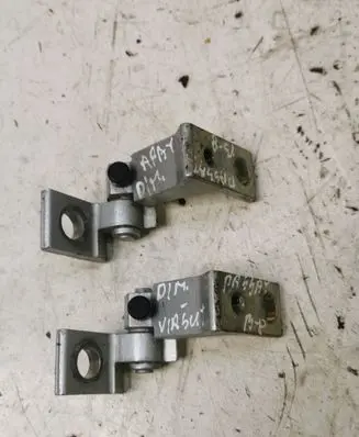 Volkswagen PASSAT B8 Front door hinge set 