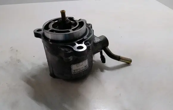 Vacuum pump