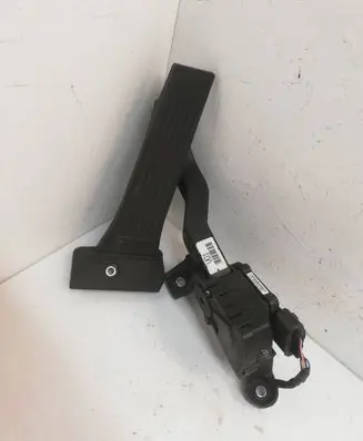 Hyundai i40 Accelerator throttle pedal 20042C3Z000