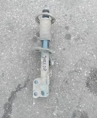 Nissan Juke I F15 Front shock absorber/damper
