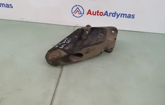 BMW X3 E83 Engine mounting bracket 3414582 22113414582