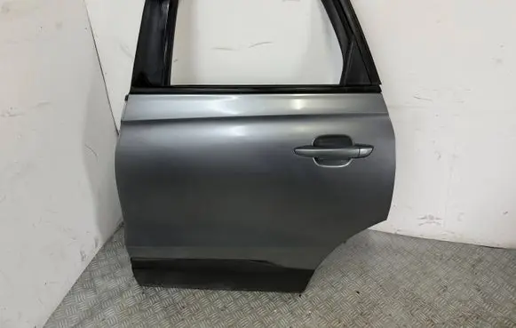 Opel Crossland X Rear door 