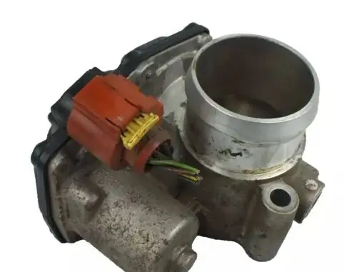 Ford Focus Throttle valve CM5G9F991EA