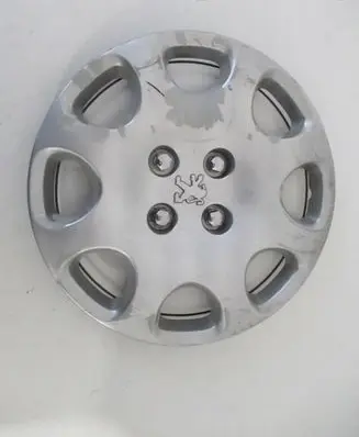 Peugeot 307 R15 wheel hub/cap/trim 9637540880