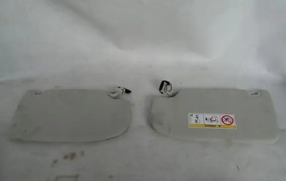 Sun visor