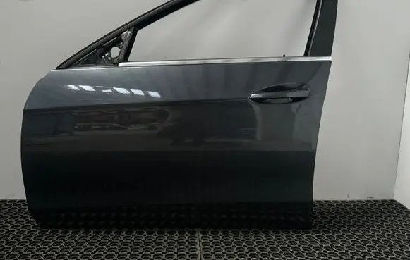 Mercedes-Benz E W212 Front door 