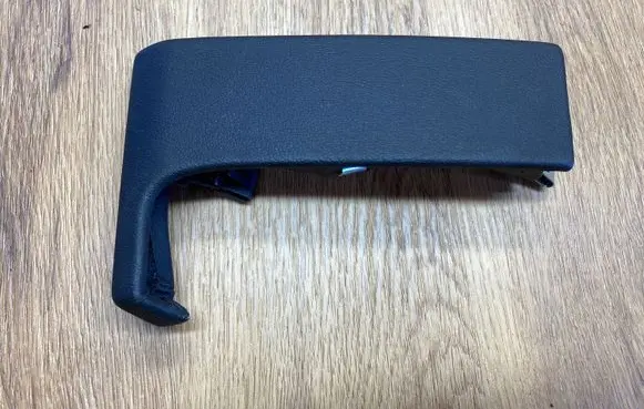 Dashboard side end trim