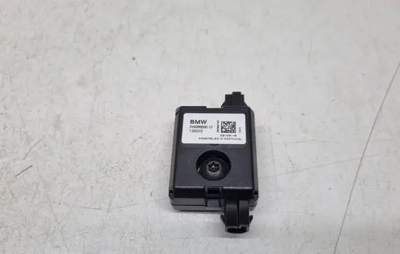 BMW 2 F46 Aerial antenna amplifier 9289590