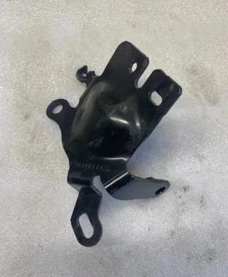 Dacia Duster II Fuel pump bracket 166346274R