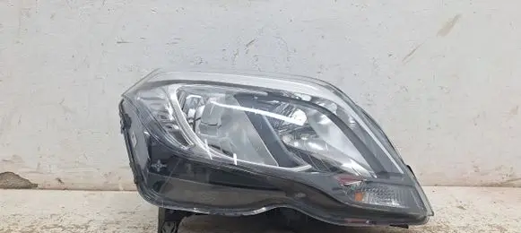 Mercedes-Benz B W246 W242 Headlight/headlamp A2048201039