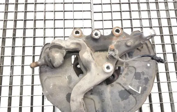 Mercedes-Benz E W212 Front wheel hub spindle knuckle