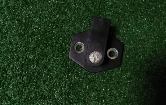 BMW 5 E39 Rear door lock loop/hook striker 8176350