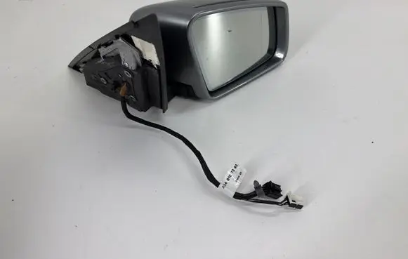Mercedes-Benz C W204 Front door electric wing mirror A2048107293