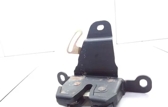 Ford Escort Tailgate/trunk/boot lock/catch/latch 91ABW43102AD