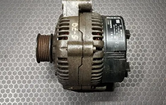 Volvo S70 V70 V70 XC Generator/alternator 9162683 0123505014