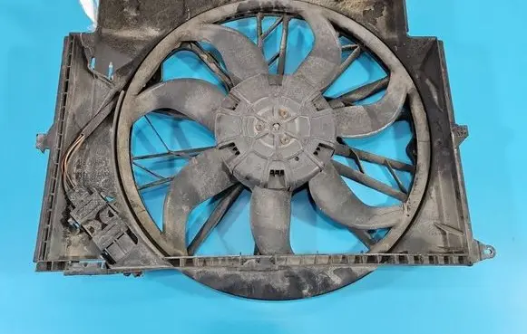 BMW 3 E90 E91 Fan set 1137328118 IMPRK1586035
