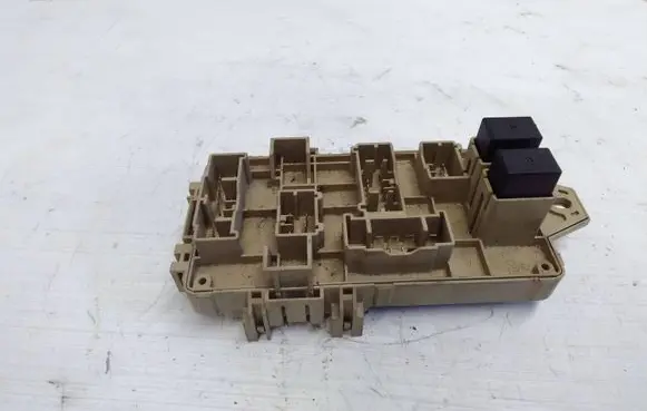 Subaru Forester SF Fuse module 000415