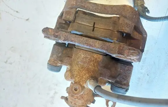 Iveco Daily 35 - 40.10 Rear brake caliper
