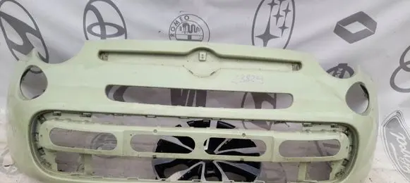 Fiat 500L Front bumper